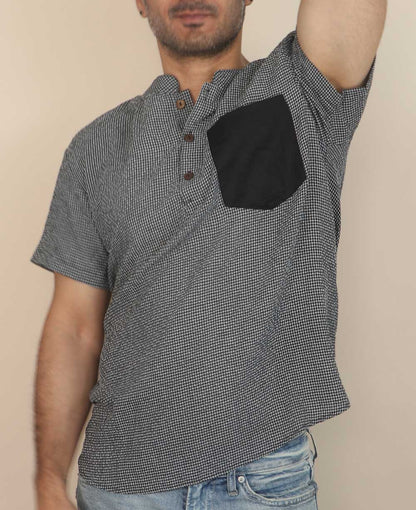 Men's Button Up Shirt With Solid Pocket